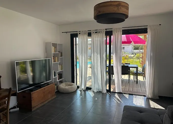 Avec Piscine Privee Maria Poggio * Santa-Maria-Poggio (Corsica)