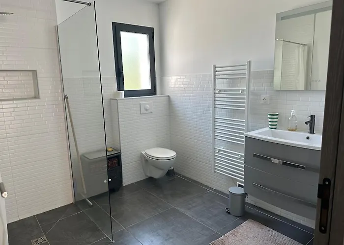 Avec Piscine Privee Maria Poggio Vila