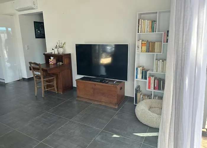 Vila Avec Piscine Privee Maria Poggio *